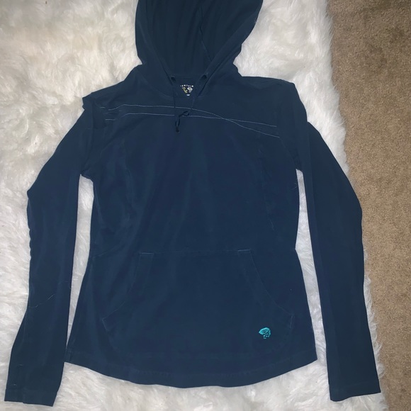 Mountain Hardwear Tops - Mountain Hard Wear Pullover Sweatshirt
